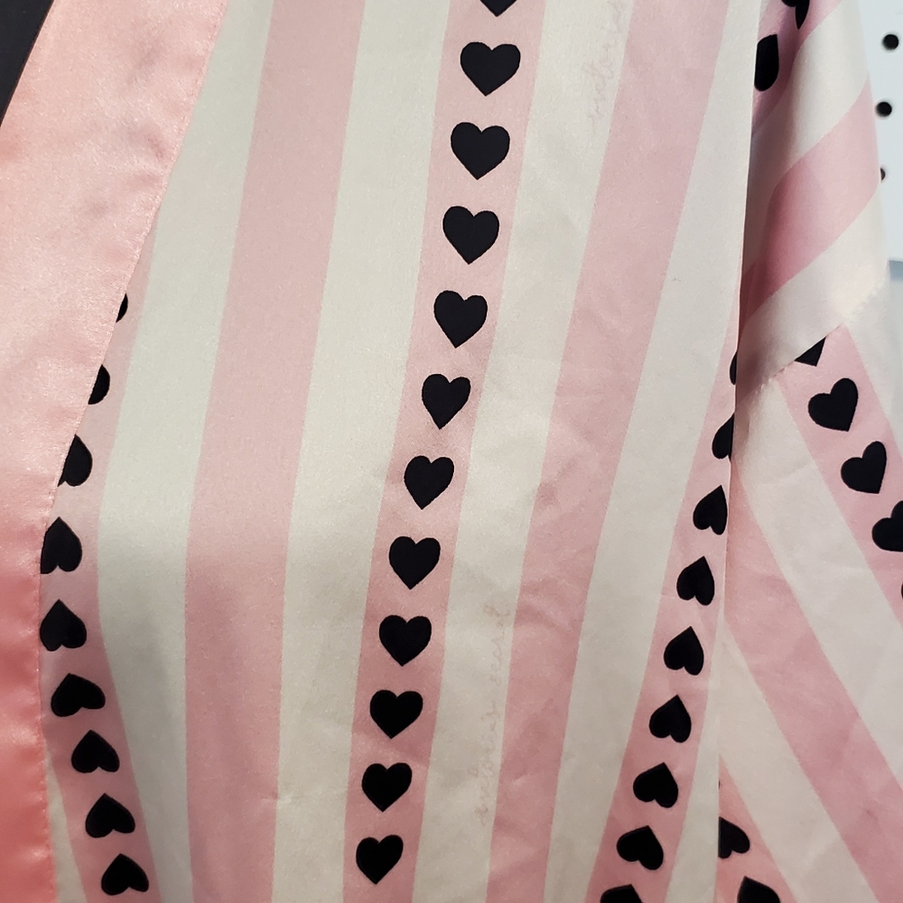 Victoria Secret Robe - Picture 7 of 7